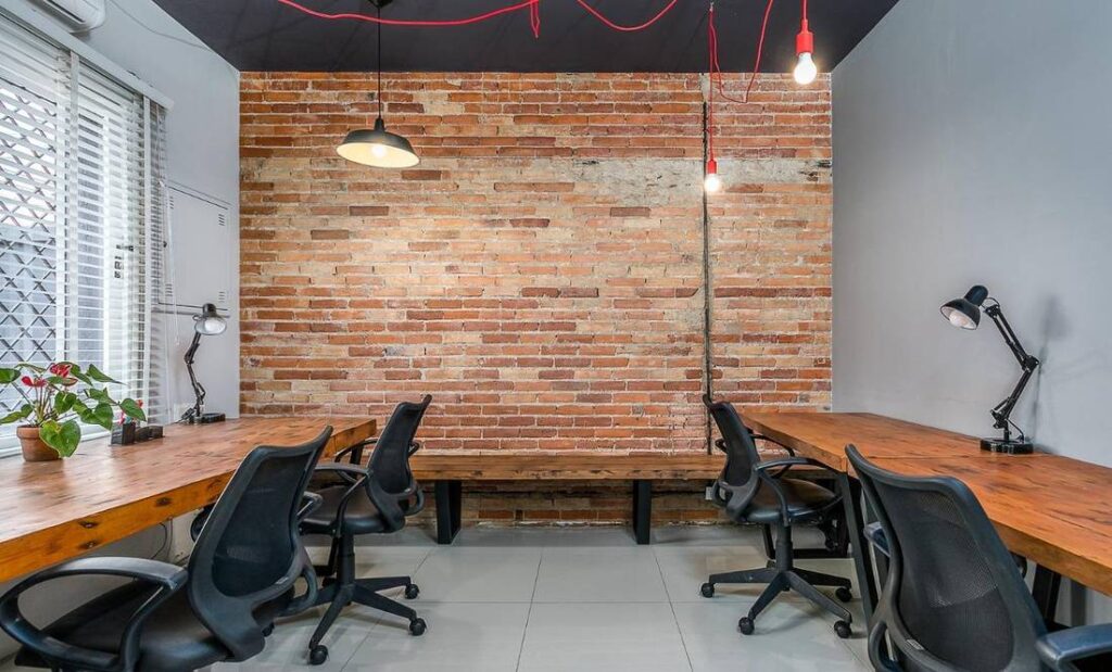 Sala de reunião principal do HUB 438
